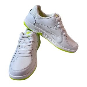 Fila TN-83 Lifestyle Sneaker Tennis Shoes Womens Size 6 New